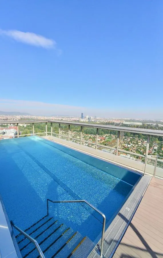 Brand-New, Close To Centre, Rooftop-Summer-Pool Wenen