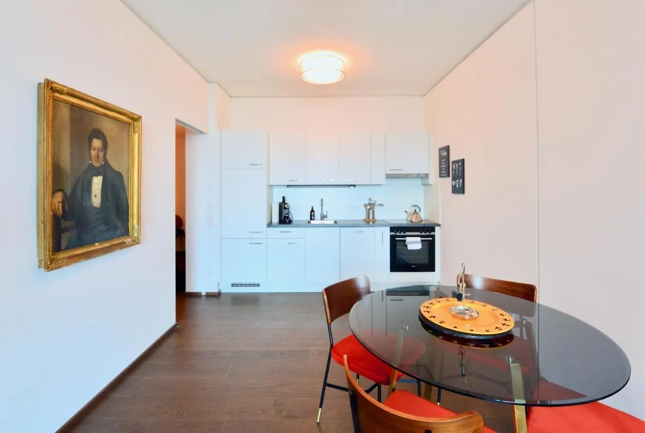 Brand-New, Close To Centre, Rooftop-Summer-Pool Wenen 0*,  Oostenrijk