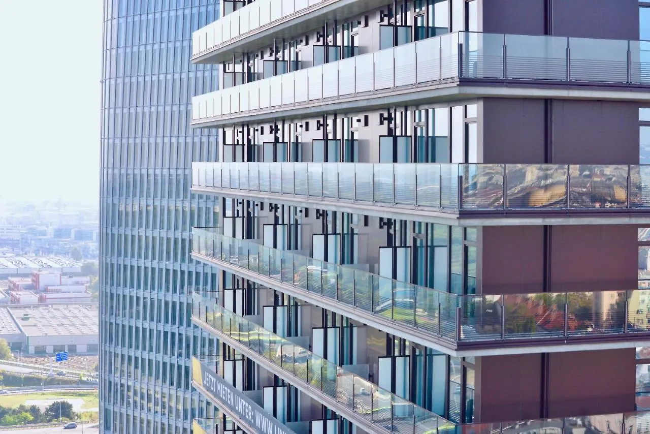 Brand-New, Close To Centre, Rooftop-Summer-Pool Wien Lägenhet
